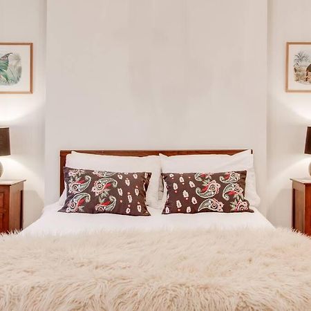 Princes Villa - Large Fully Self Contained Flat, 5 Minutes From The Sea Hastings Eksteriør billede