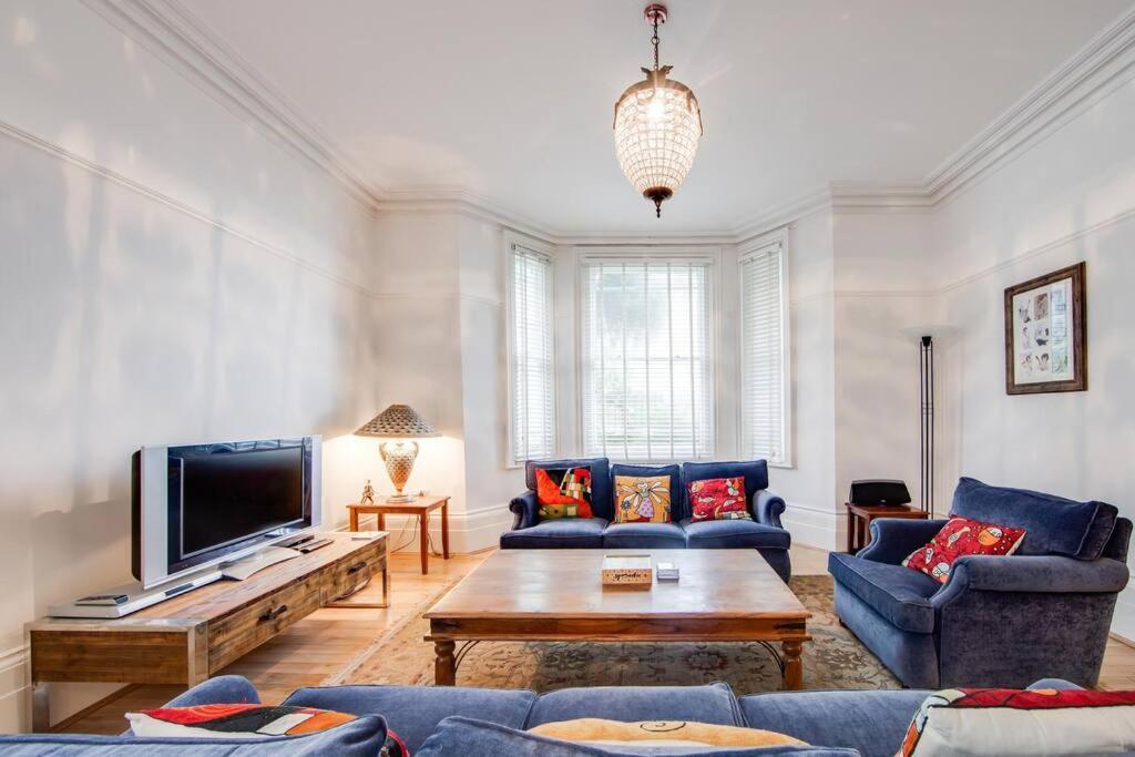 Princes Villa - Large Fully Self Contained Flat, 5 Minutes From The Sea Hastings Eksteriør billede