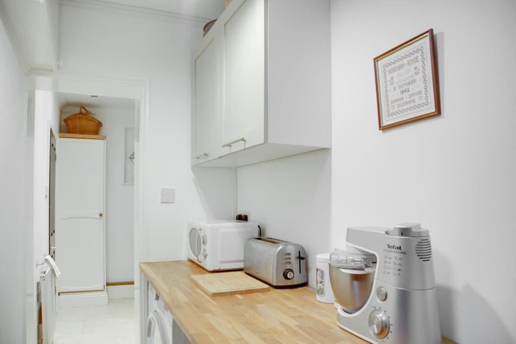 Princes Villa - Large Fully Self Contained Flat, 5 Minutes From The Sea Hastings Eksteriør billede